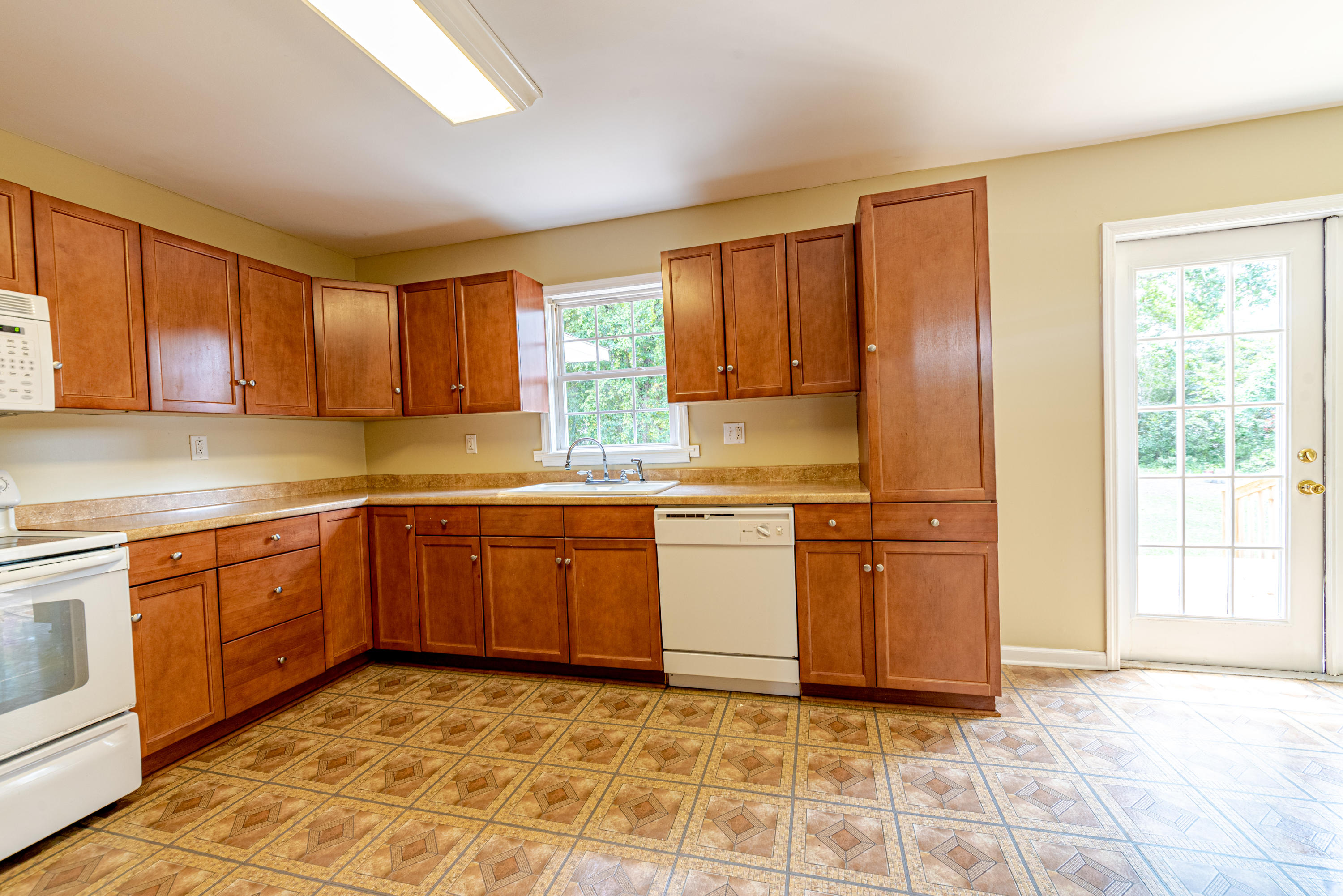 259 Dandridge Road Walterboro, SC 29488 - Photo 9 of 30 DSC_4528-HDR