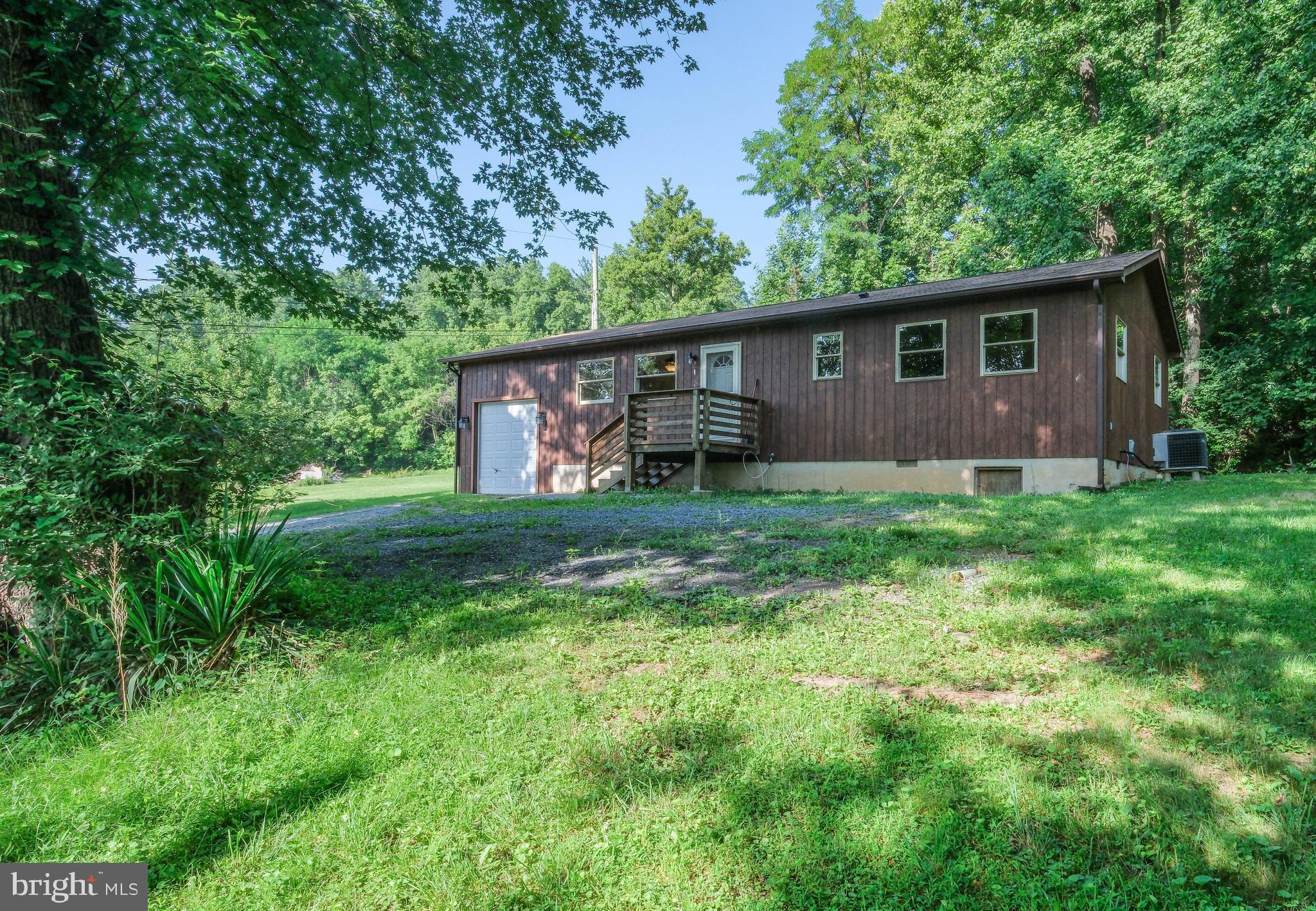 16 Head Waters Road Chester Gap, VA 22623 - Photo 8 of 43