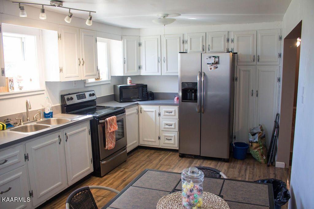 3843 Catewright Road Kodak, TN 37764 - Photo 3 of 19