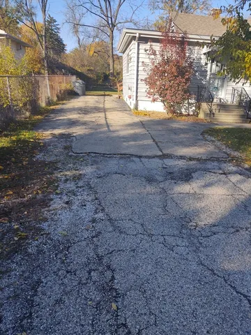 $1,500 | 10398 West Waldo Avenue, Beach Park, IL 60087