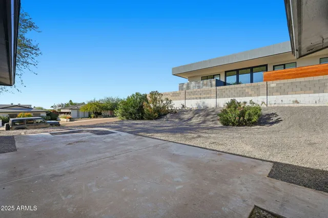 $940,000 | 2416 Piestewa Peak Drive, Phoenix, AZ 85016