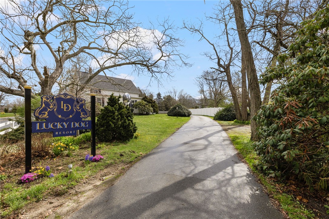 599 East Main Road Middletown, RI 02842 - Photo 43 of 47