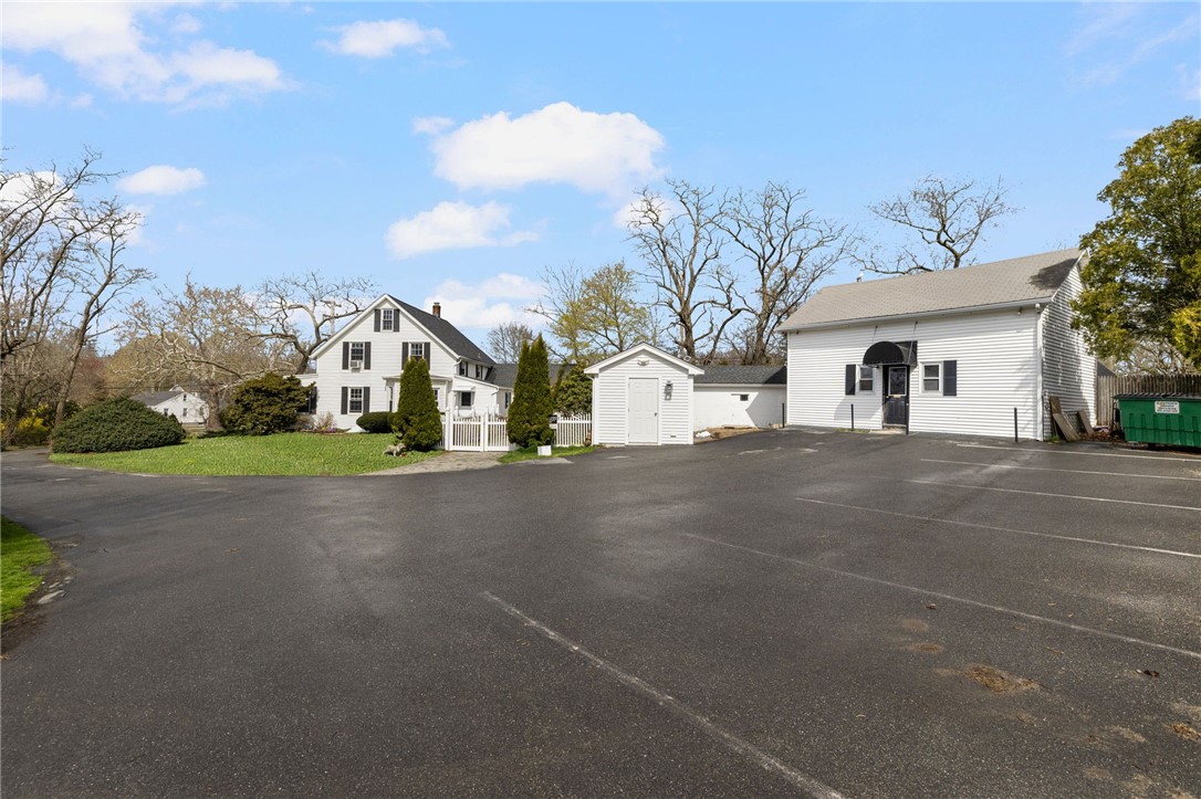 599 East Main Road Middletown, RI 02842 - Photo 45 of 47