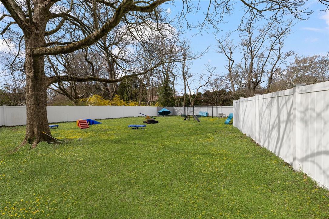 599 East Main Road Middletown, RI 02842 - Photo 47 of 47