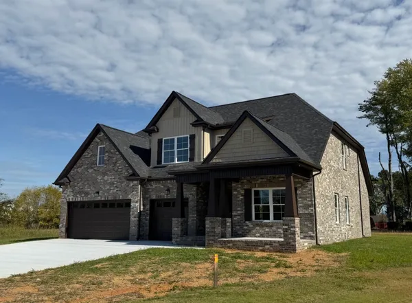 $598,900 | 216 Spring House Drive, Manchester, TN 37355