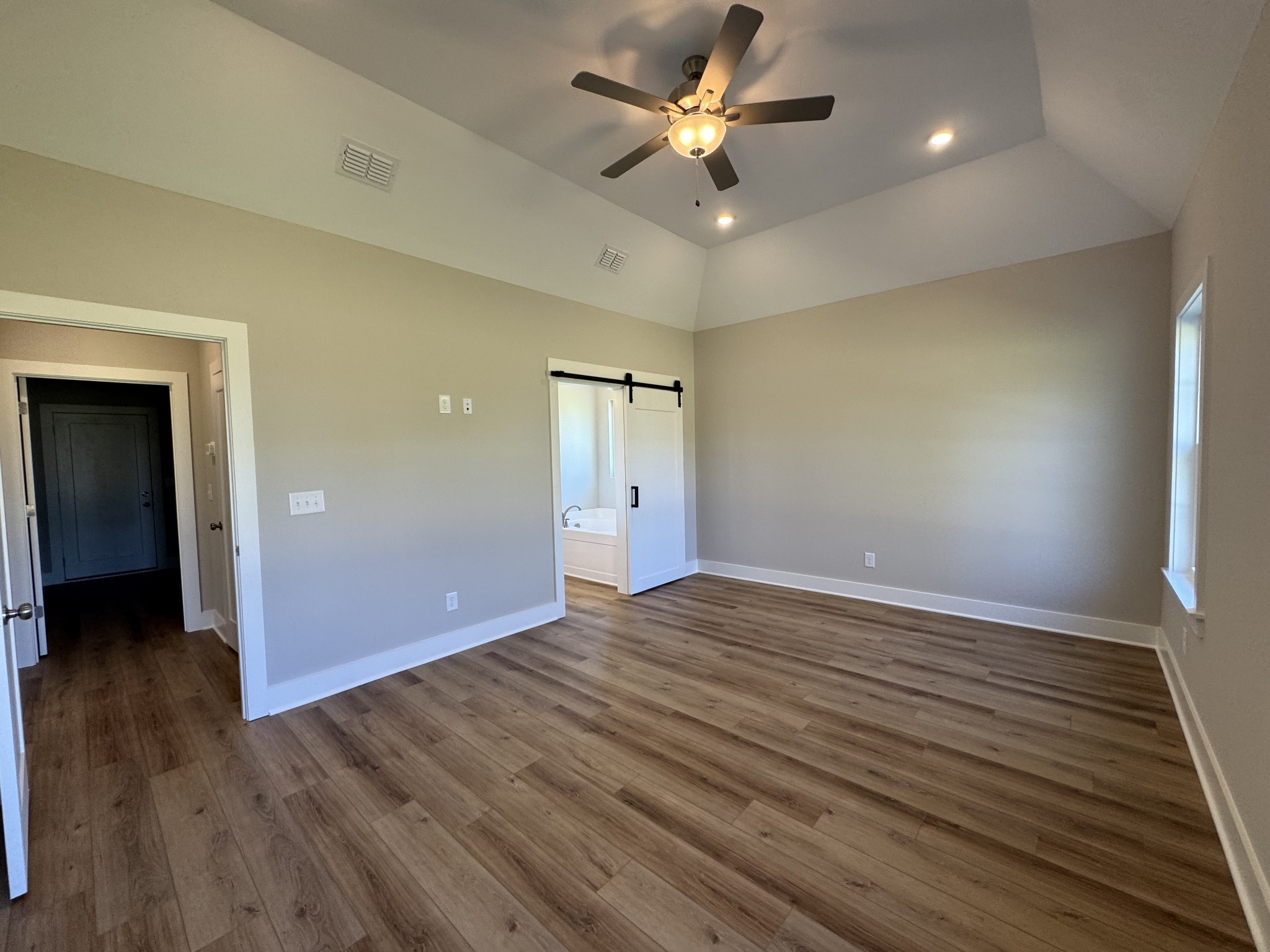 216 Spring House Drive Manchester, TN 37355 - Photo 13 of 29