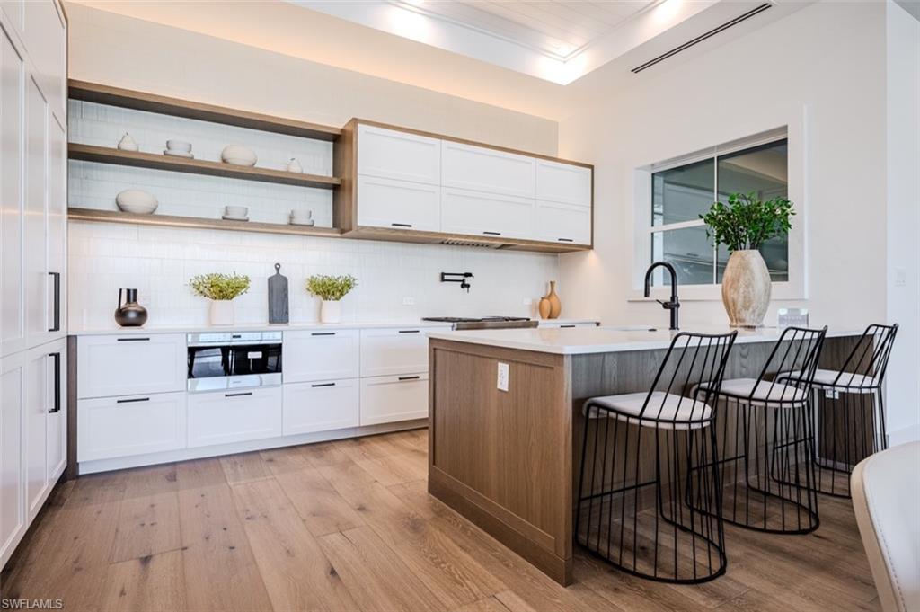 201 8th Street South, Unit 103 Naples, FL 34102 - Photo 12 of 47