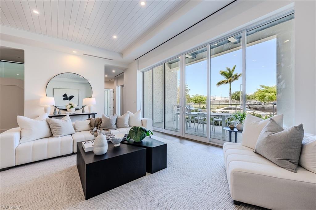 201 8th Street South, Unit 103 Naples, FL 34102 - Photo 6 of 47