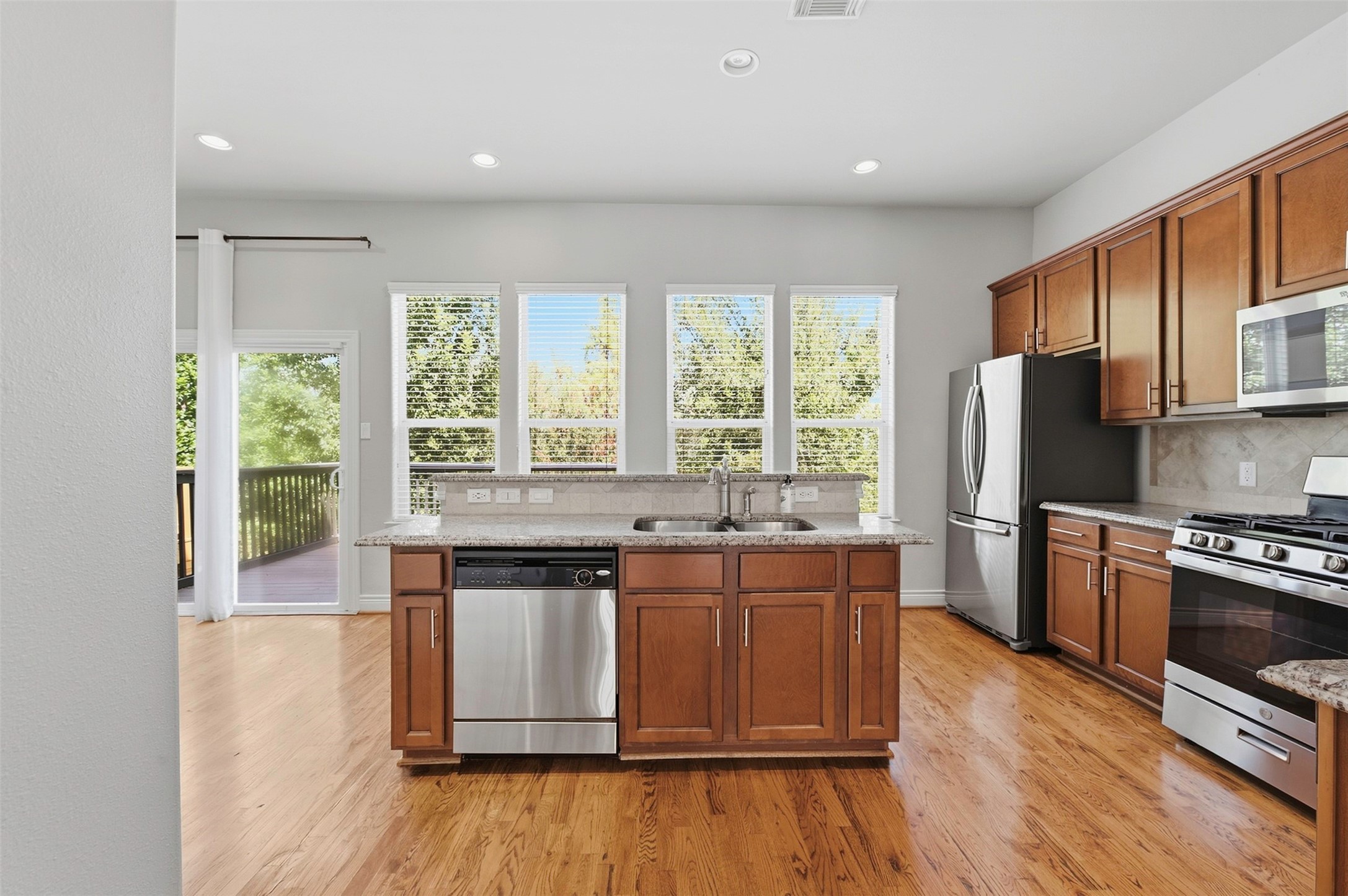 2841 Sherwin Street Houston, TX 77007 - Photo 21 of 41 Gallery Image 21