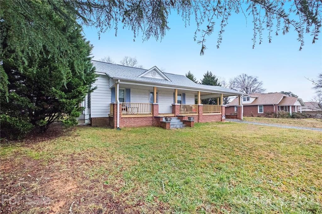 702 Bethpage Road Kannapolis, NC 28081 - Photo 2 of 27 Gallery Image 2