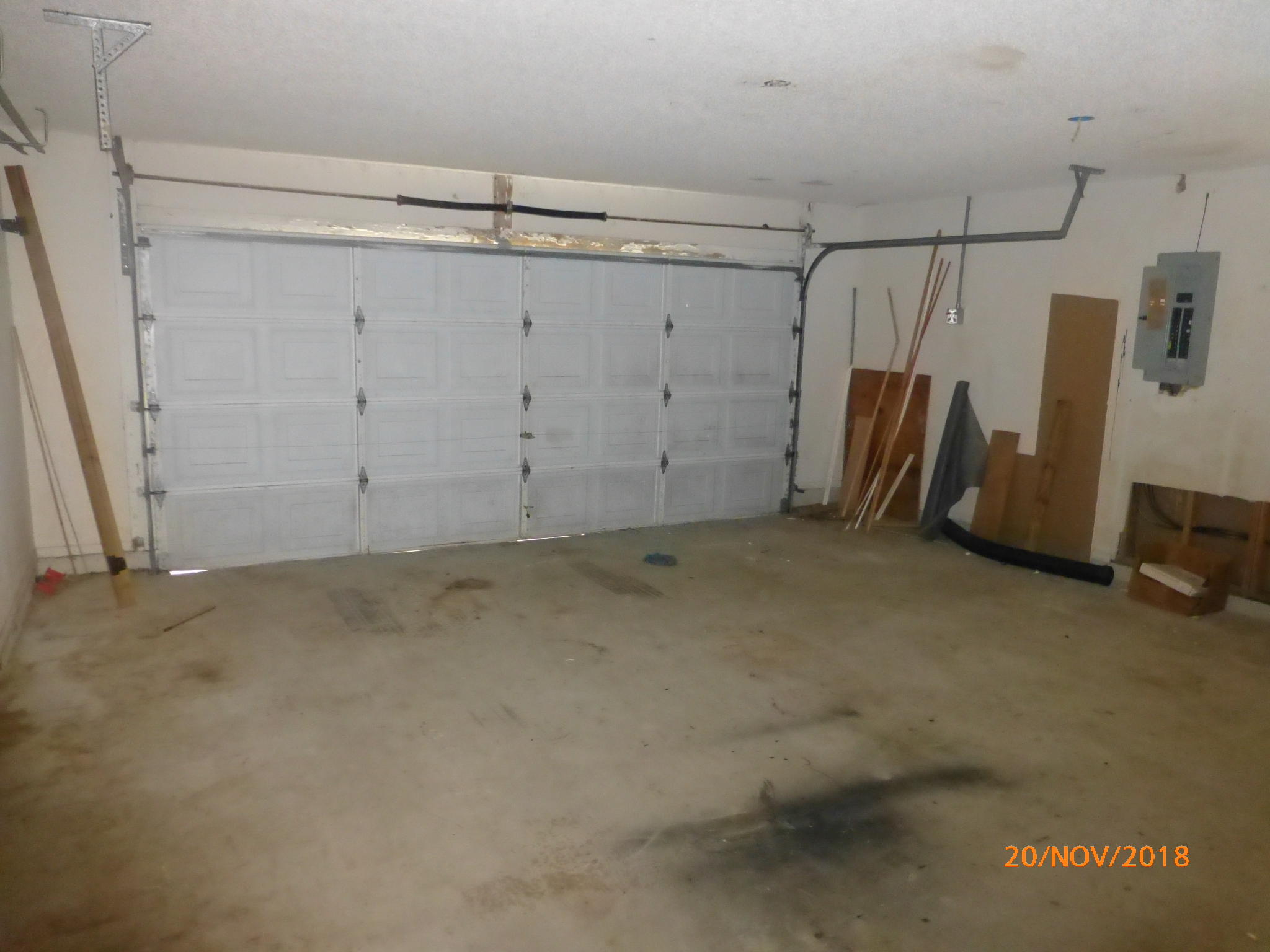 2887 Southwest Ann Arbor Road Port St. Lucie, FL 34953 - Photo 12 of 12 garage1