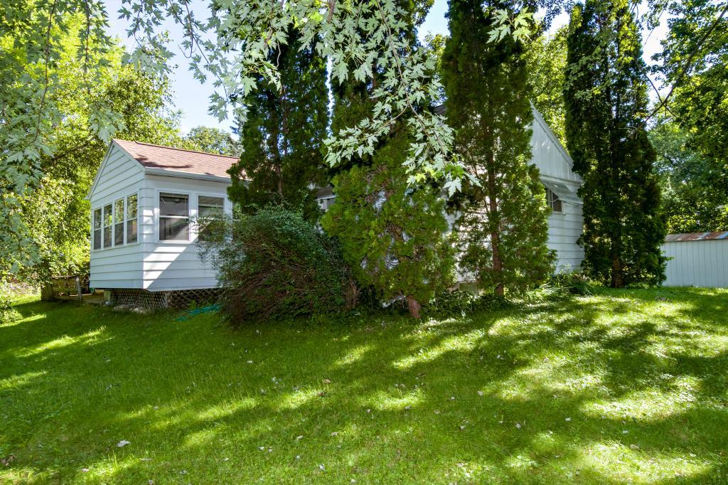 1910 14th Street Southeast Rochester, MN 55904 - Photo 2 of 21 Gallery Image 2