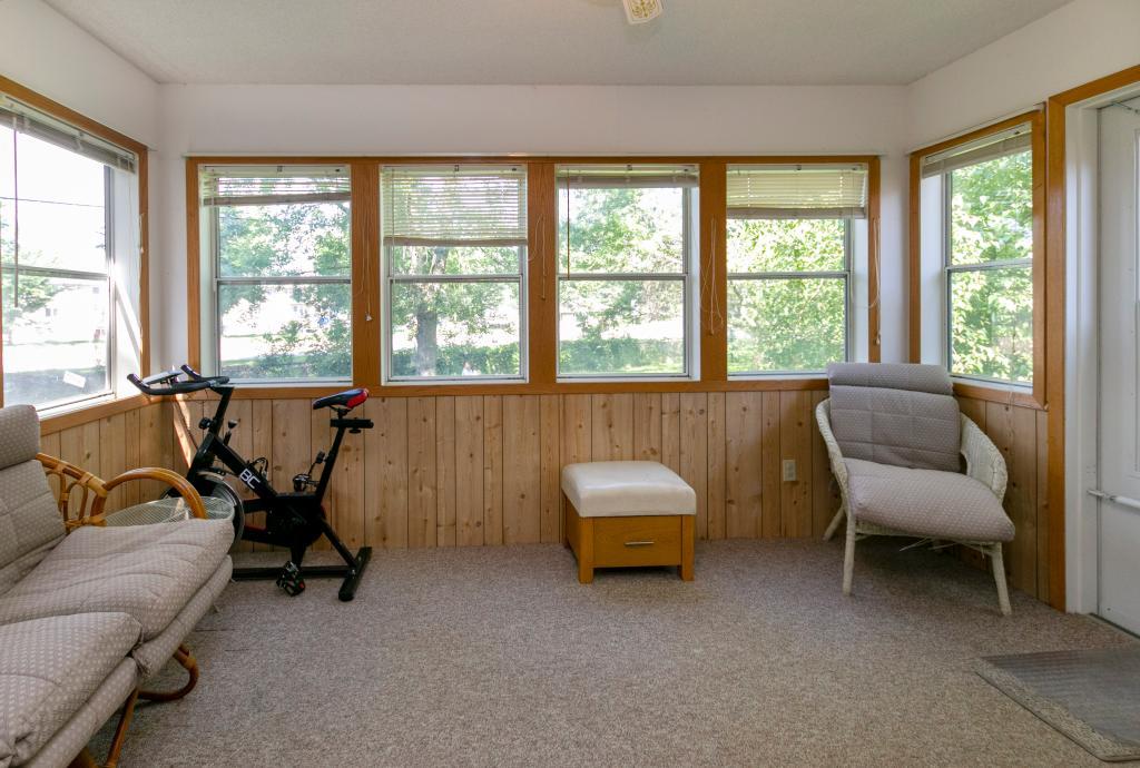 1910 14th Street Southeast Rochester, MN 55904 - Photo 17 of 21 Gallery Image 17