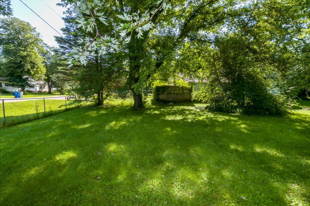 1910 14th Street Southeast Rochester, MN 55904 - Photo 5 of 21 Gallery Image 5