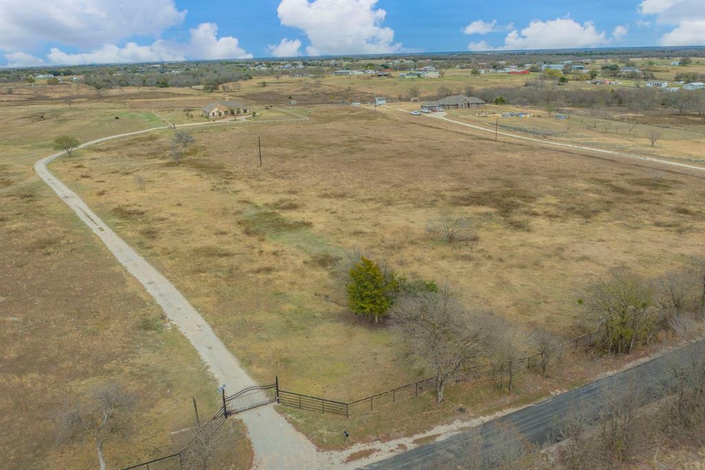 1019 Gin Road Ennis, TX 75119 - Photo 36 of 40 a view of an ocean