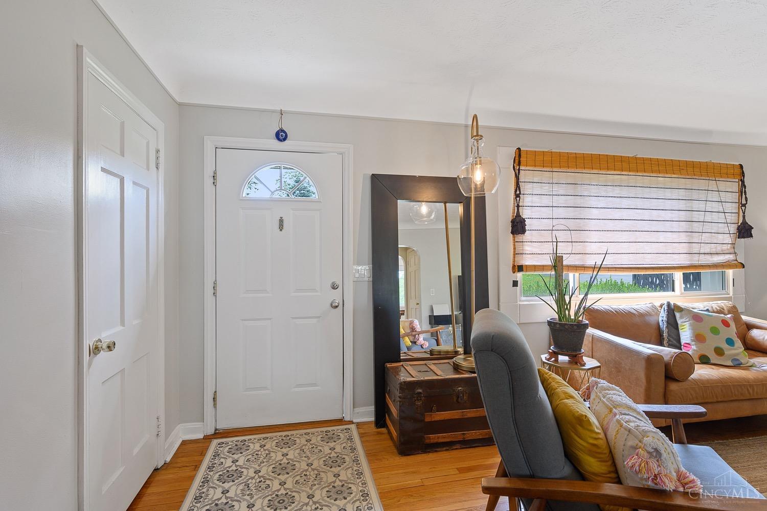 11866 Pippin Road Cincinnati, OH 45231 - Photo 3 of 34 Gallery Image 3