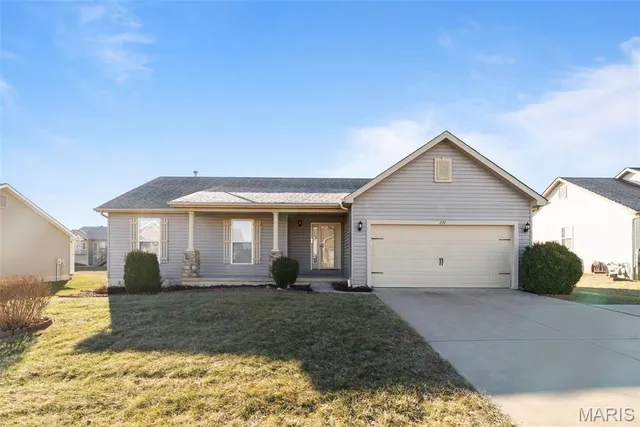 $310,000 | 237 Austin Oaks Drive, Moscow Mills, MO 63362