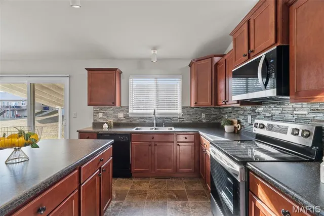 $310,000 | 237 Austin Oaks Drive, Moscow Mills, MO 63362