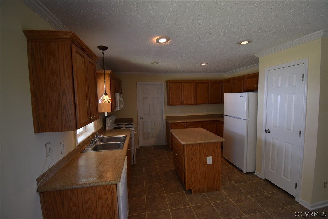 23365 Cabin Point Road Disputanta, VA 23842 - Photo 3 of 11 Gallery Image 3