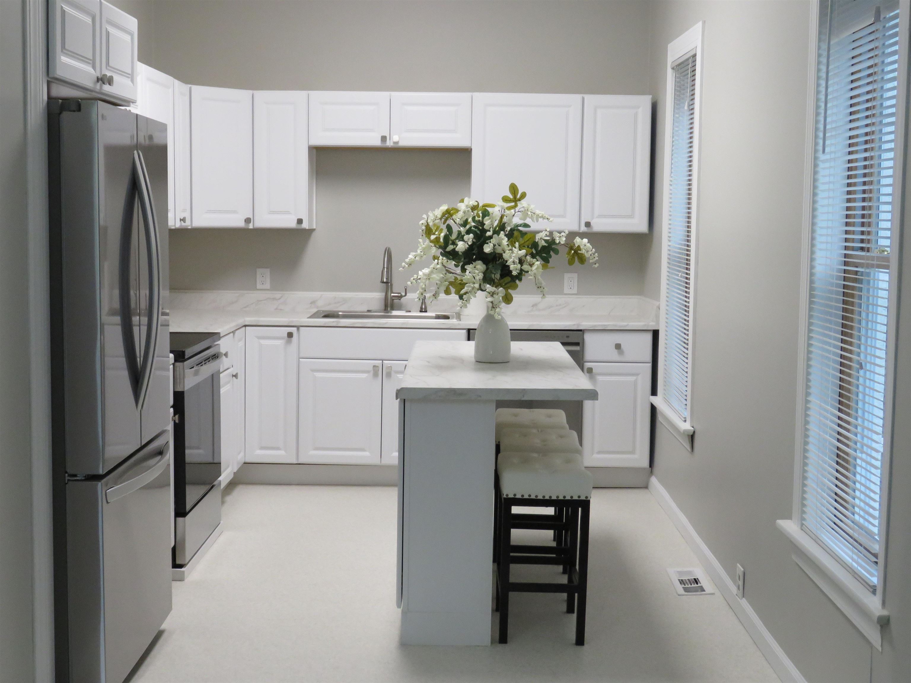 222 East Harris Street Cadillac, MI 49601 - Photo 3 of 18 1925319-22995317-baf2-424e-89d8-7171a0db4bea.JPG