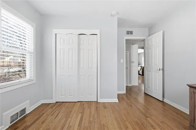 $285,000 | 5920 West 71st Street, Overland Park, KS 66204