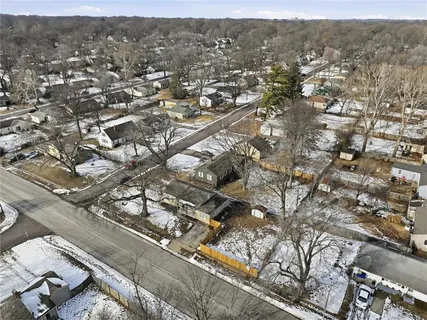 $285,000 | 5920 West 71st Street, Overland Park, KS 66204