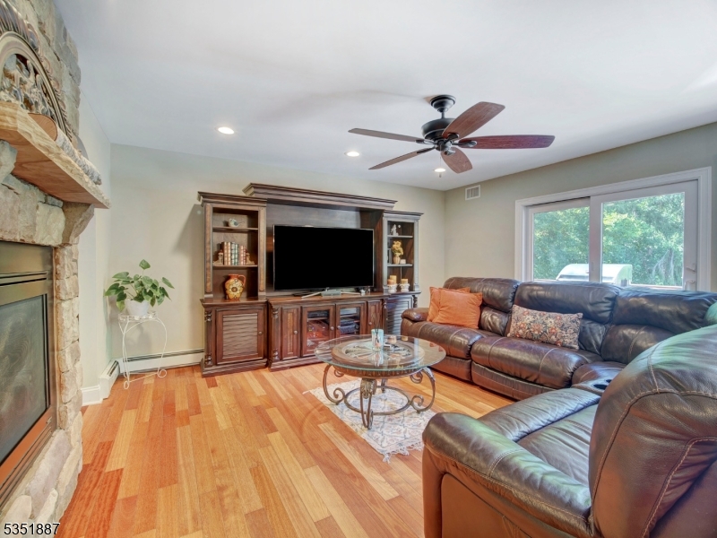 7 Arden Road Denville, NJ 07834 - Photo 18 of 50