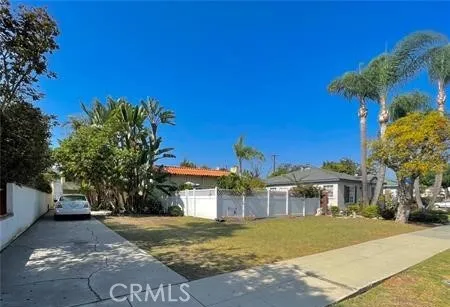 $2,300 | 1451 Roycroft Avenue, Unit 1, Long Beach, CA 90804