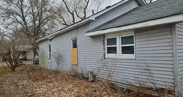 $9,900 | 1203 West Oak Street, West Frankfort, IL 62896