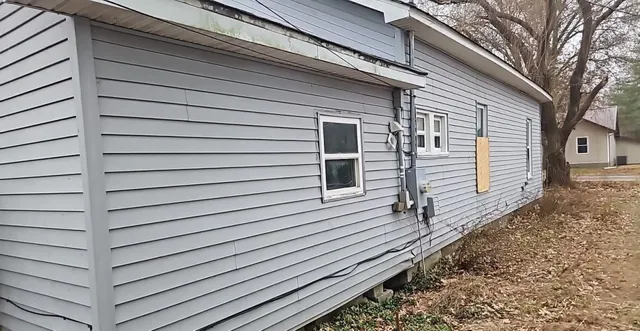 $9,900 | 1203 West Oak Street, West Frankfort, IL 62896