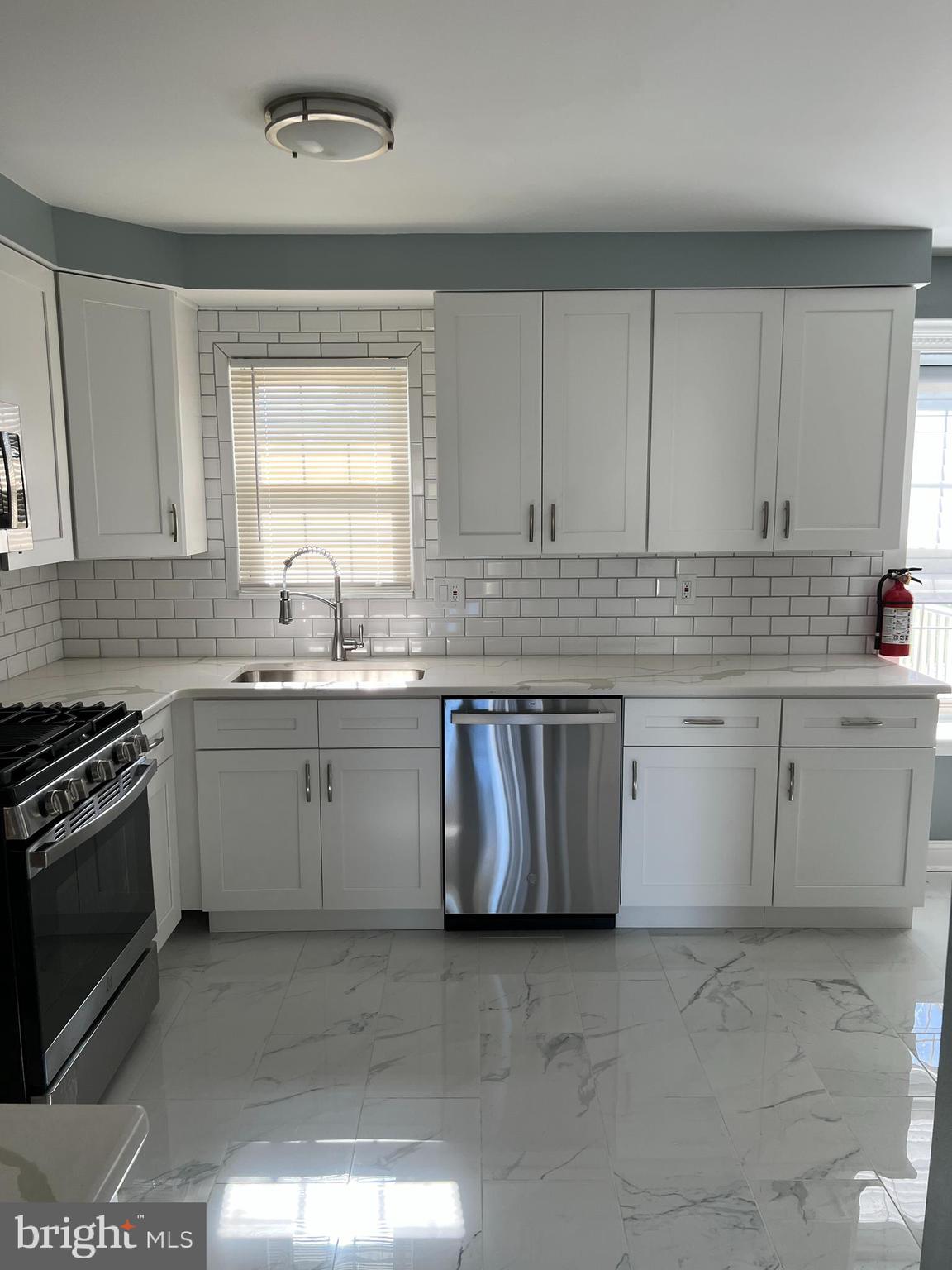 24 Pony Run Sewell, NJ 08080 - Photo 15 of 49