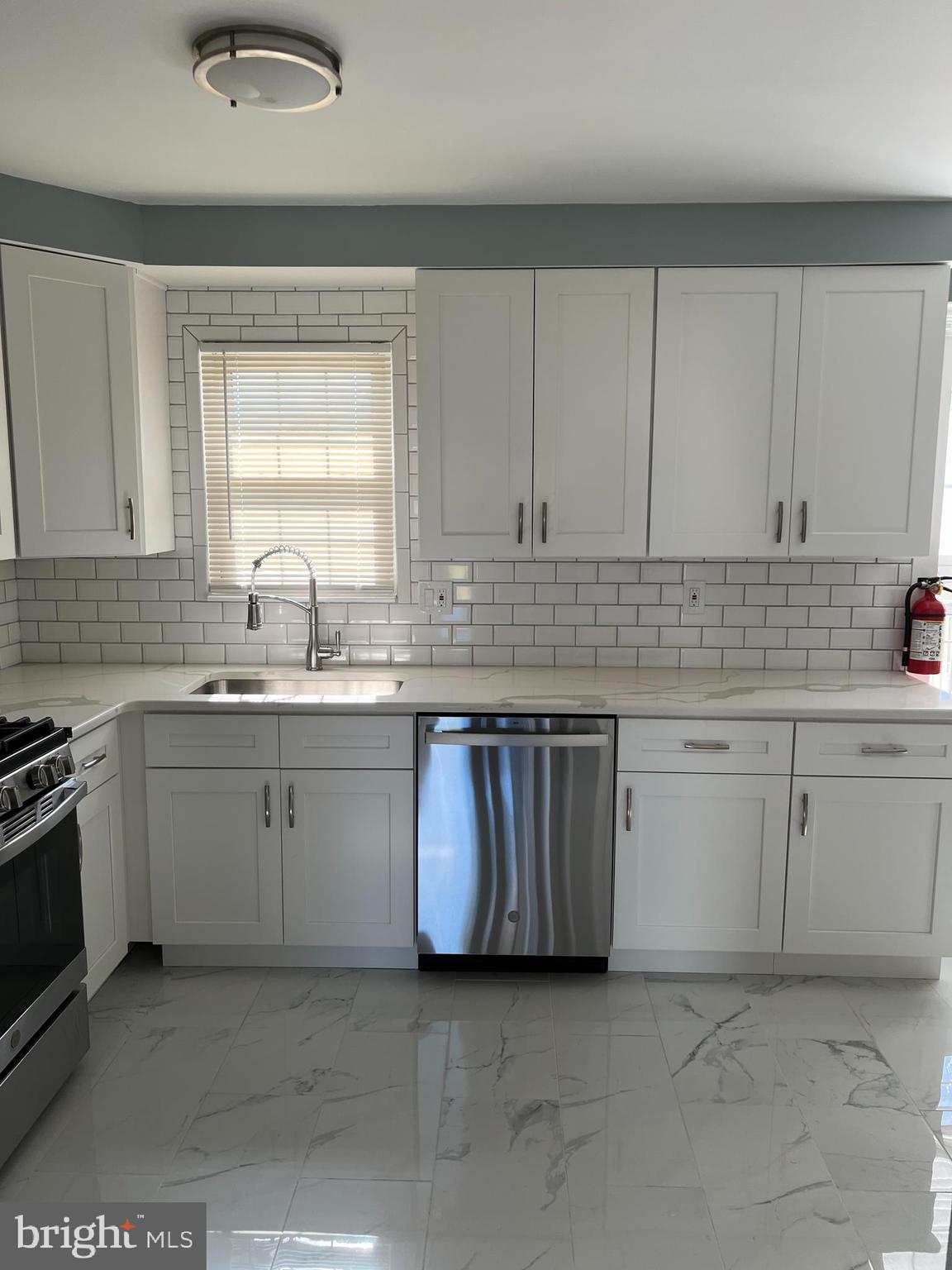 24 Pony Run Sewell, NJ 08080 - Photo 18 of 49