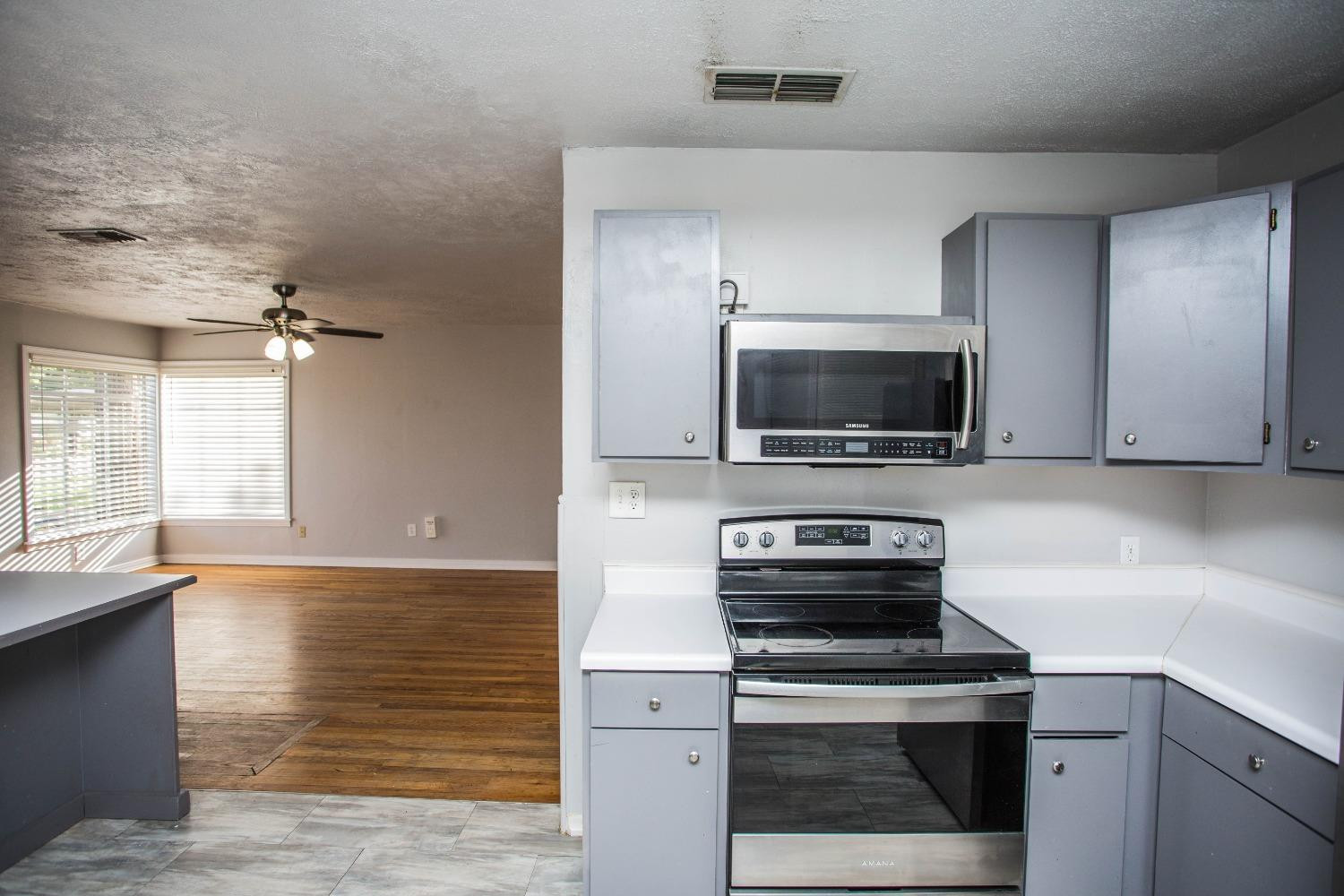 4109 33rd Street Lubbock, TX 79410 - Photo 10 of 26 Photo 10