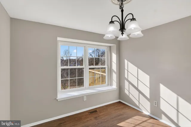 $440,000 | 1973 Partree Court, Woodbridge, VA 22191