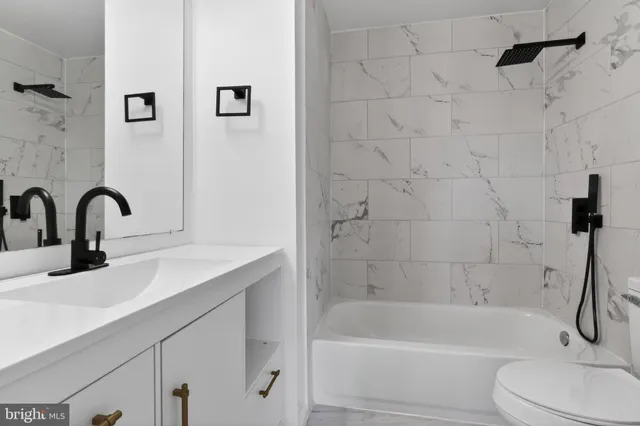 $440,000 | 1973 Partree Court, Woodbridge, VA 22191