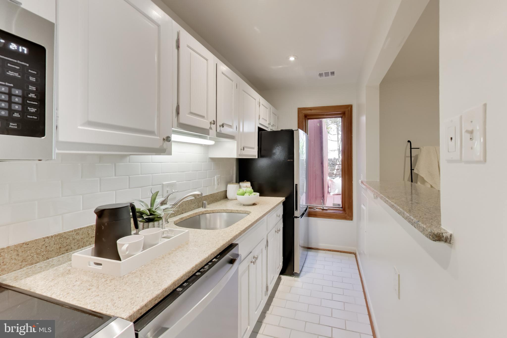 1313 Vermont Avenue Northwest, Unit 9 Washington, DC 20005 - Photo 11 of 22