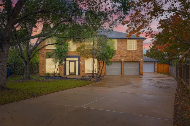 $1,149,000 | 11002 Pebble Garden Lane, Austin, TX 78739