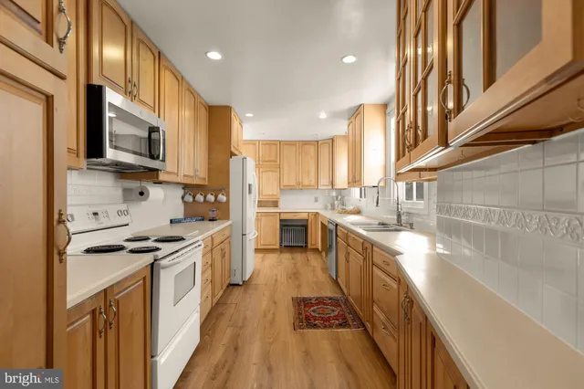 $4,999,900 | 4509 Carlby Lane, Alexandria, VA 22309