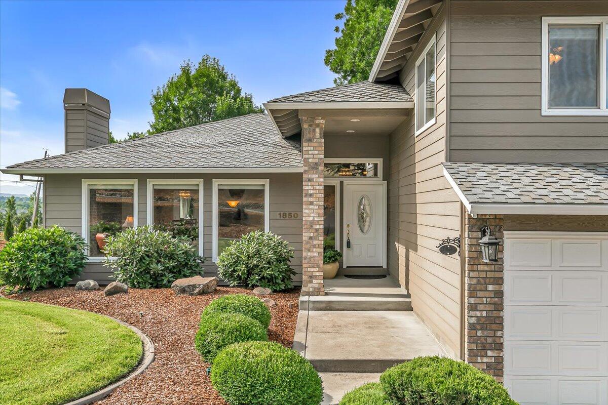 1850 Coker Butte Road Medford, OR 97504 - Photo 5 of 74 07-7