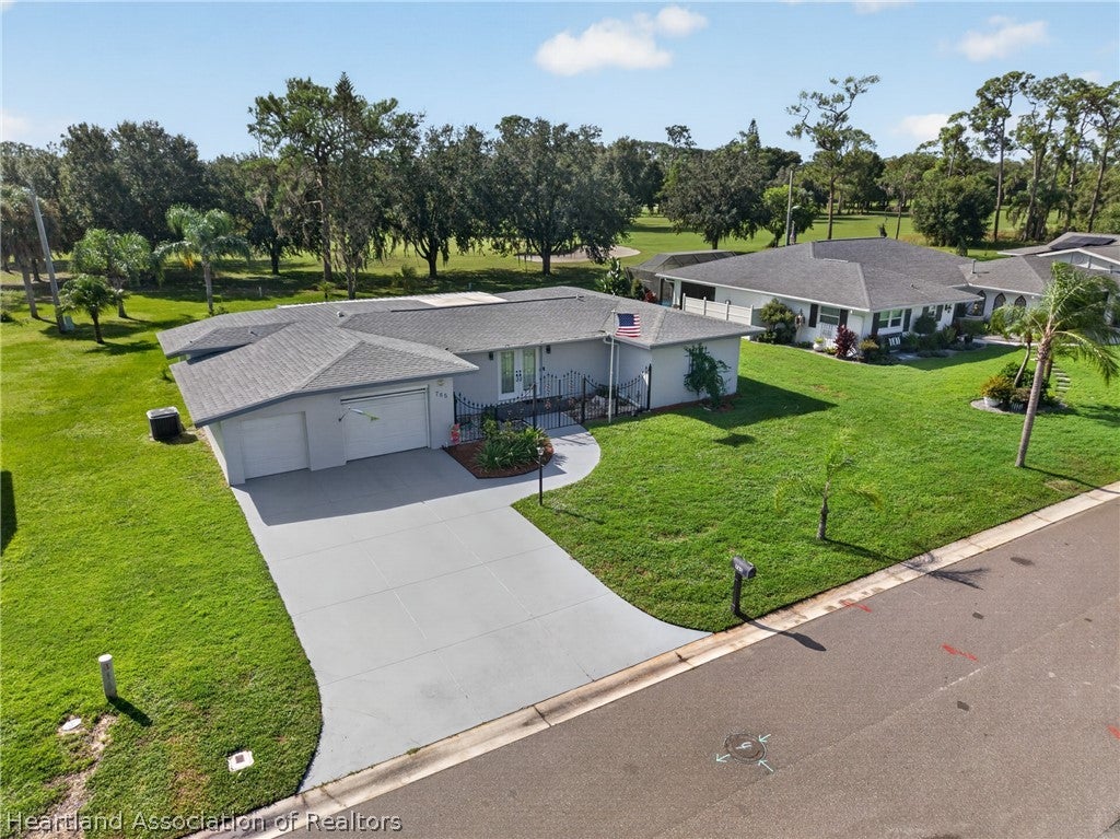 765 Golfside Lane Sebring, FL 33870 - Photo 8 of 49 Gallery Image 8