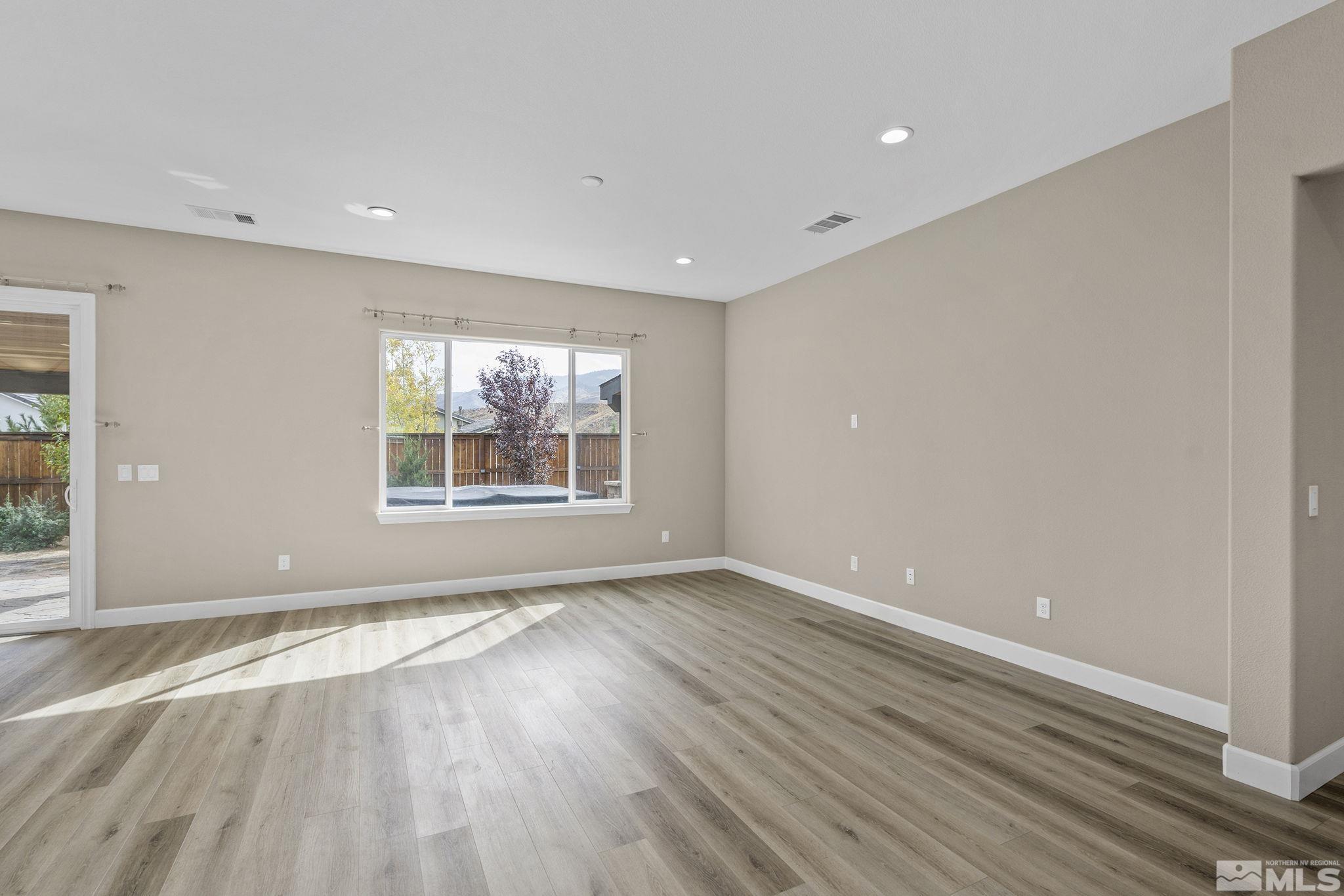 284 Endeavor Road Reno, NV 89439 - Photo 21 of 33 Photo 21