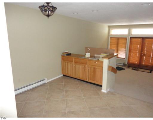 939 Incline Way, Unit 219 Incline Village, NV 89451 - Photo 4 of 12 Dining Room.