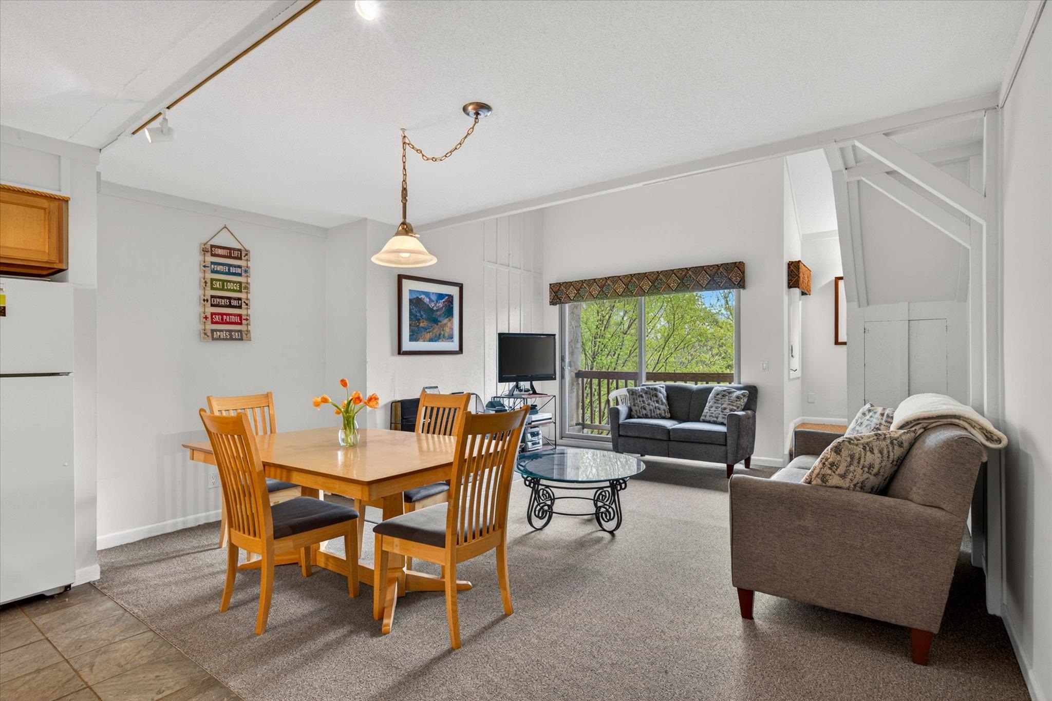695 East Mountain Road, Unit E7 Killington, VT 05751 - Photo 2 of 32