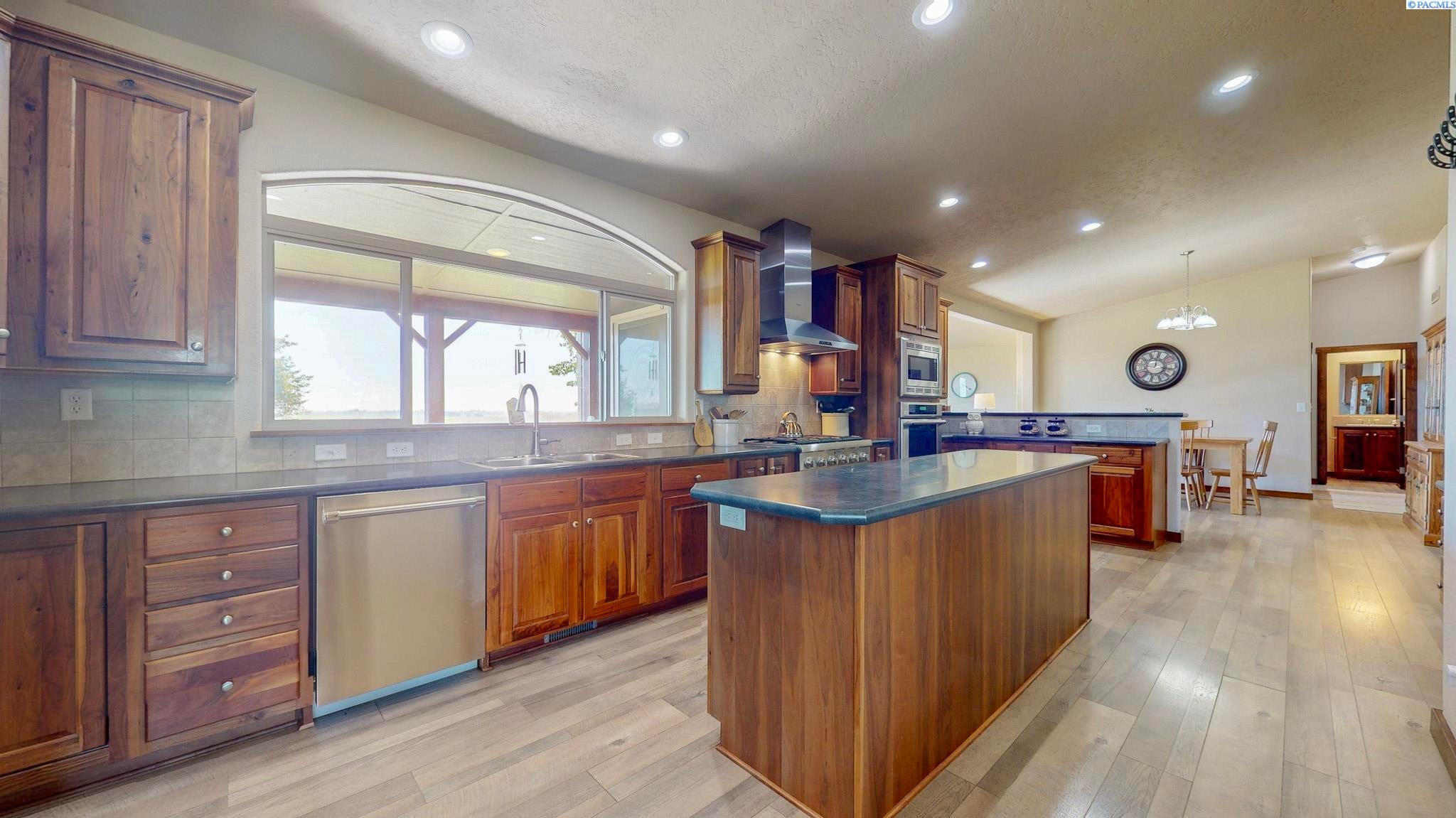 1461 Sheffield Road Mesa, WA 99343 - Photo 11 of 50 Gallery Image 11