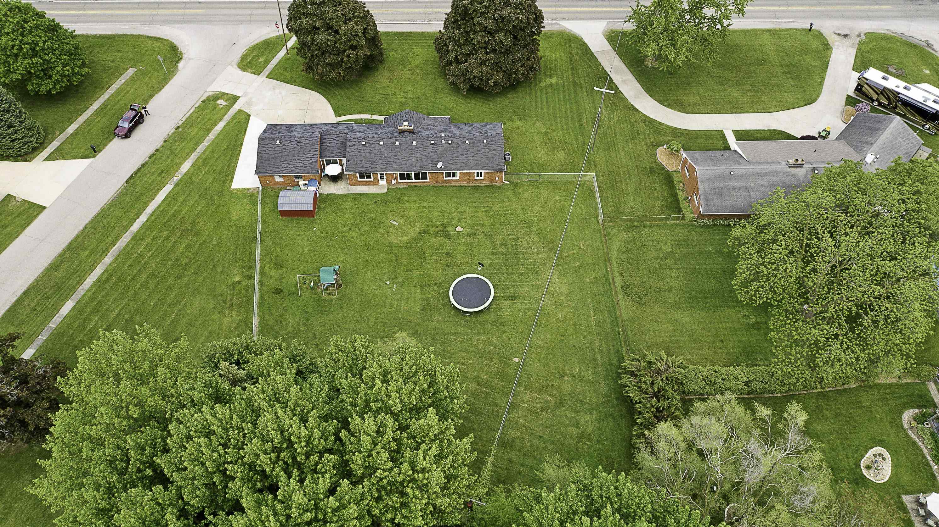 11038 Clinton River Road Sterling Heights, MI 48314 - Photo 38 of 46 50110219-37.JPG