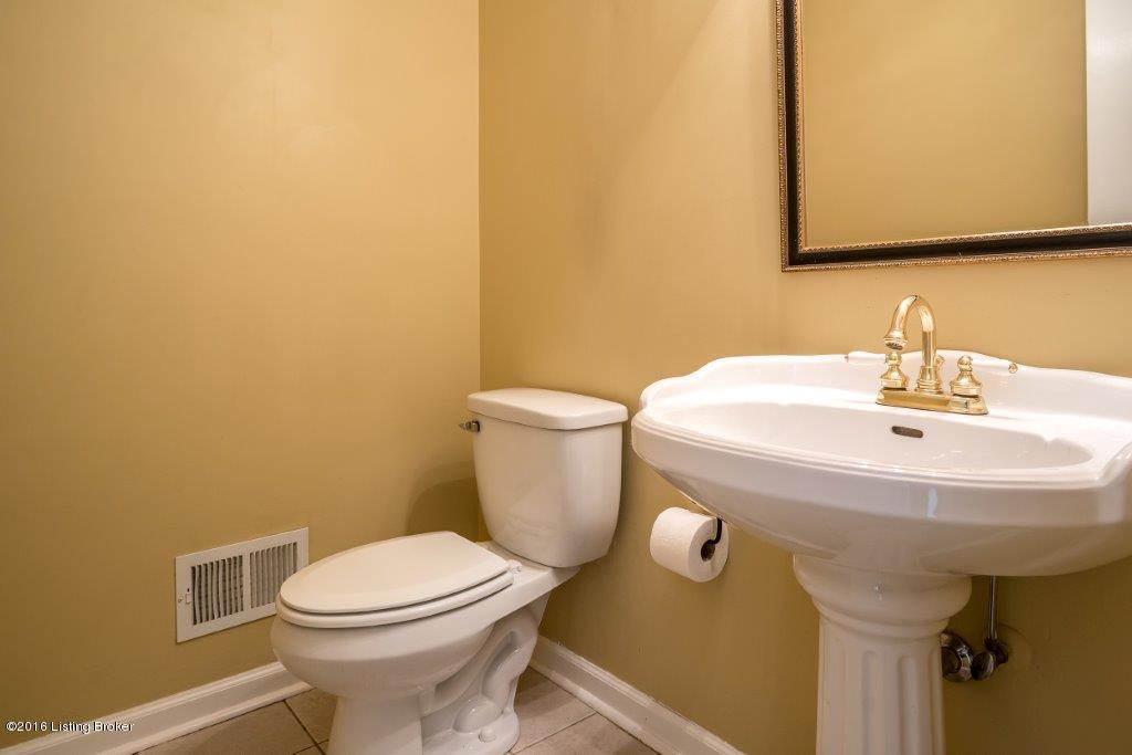 302 South Chadwick Road Louisville, KY 40222 - Photo 38 of 62 302 S Chadwick Rd-42