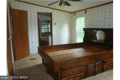 25 Blue Valley Road Linden, VA 22642 - Photo 12 of 17 Bedroom (Master)