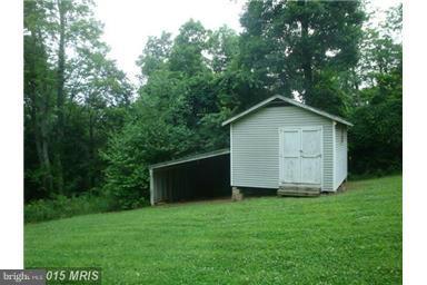 25 Blue Valley Road Linden, VA 22642 - Photo 4 of 17 View