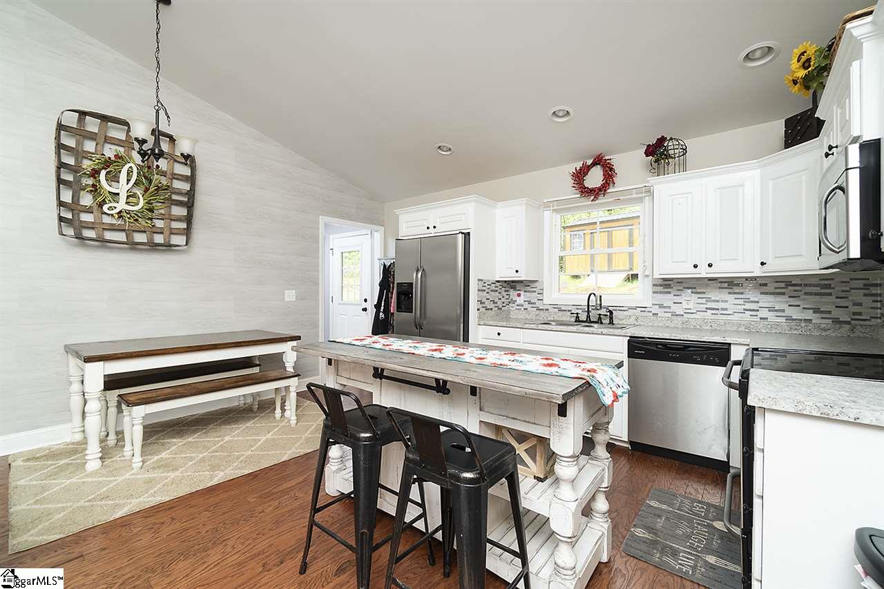 512 Secona Road Pickens, SC 29671 - Photo 12 of 24 Gallery Image 12