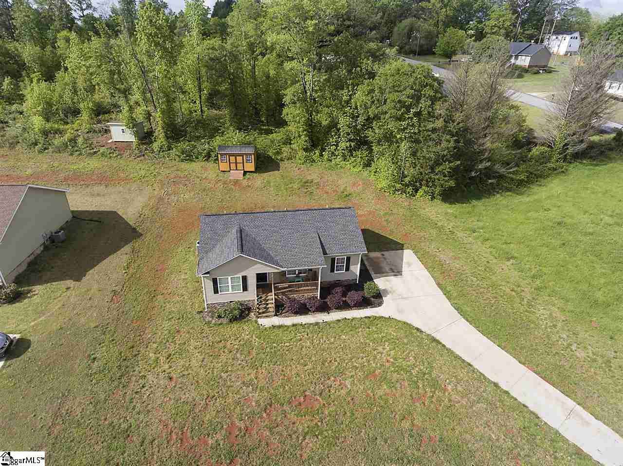 512 Secona Road Pickens, SC 29671 - Photo 4 of 24 Gallery Image 4